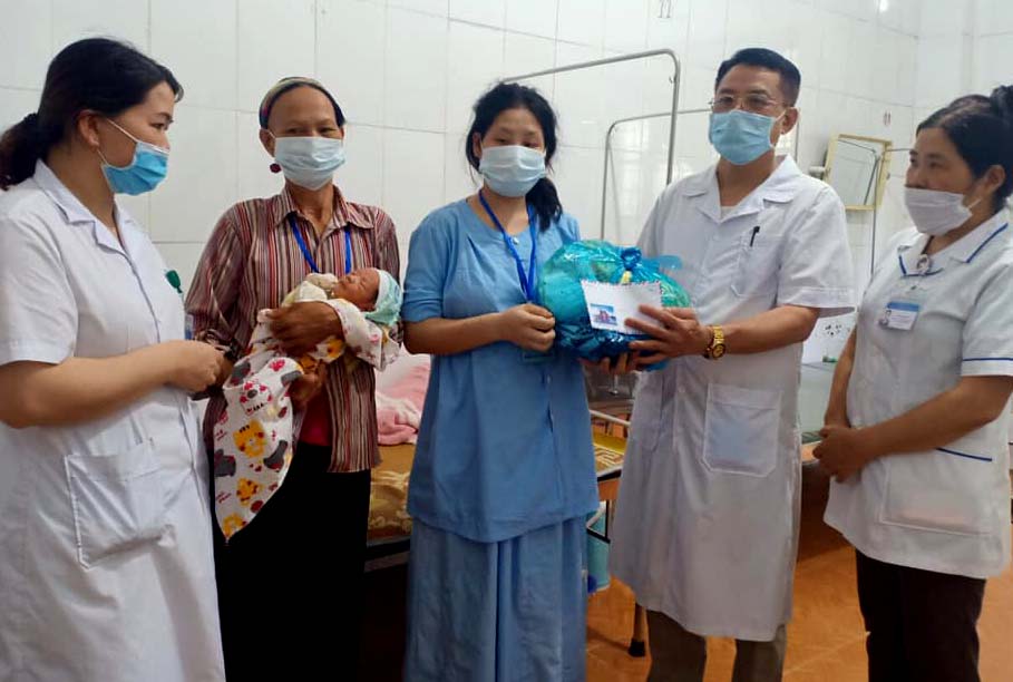 Cầu nối những tấm lòng nhân ái